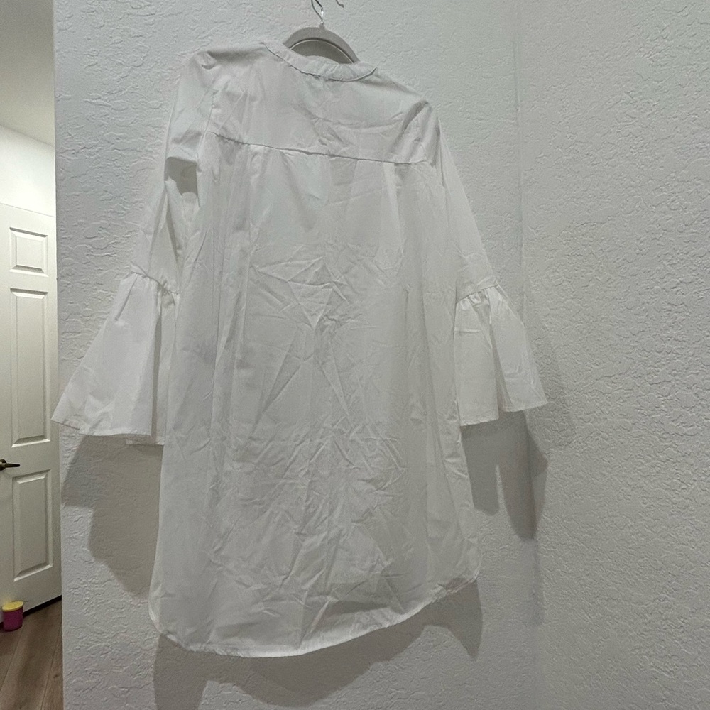COCO’S KISS • White Bell Sleeve Button Down Shirt Dress • size S - Picture 3 of 14